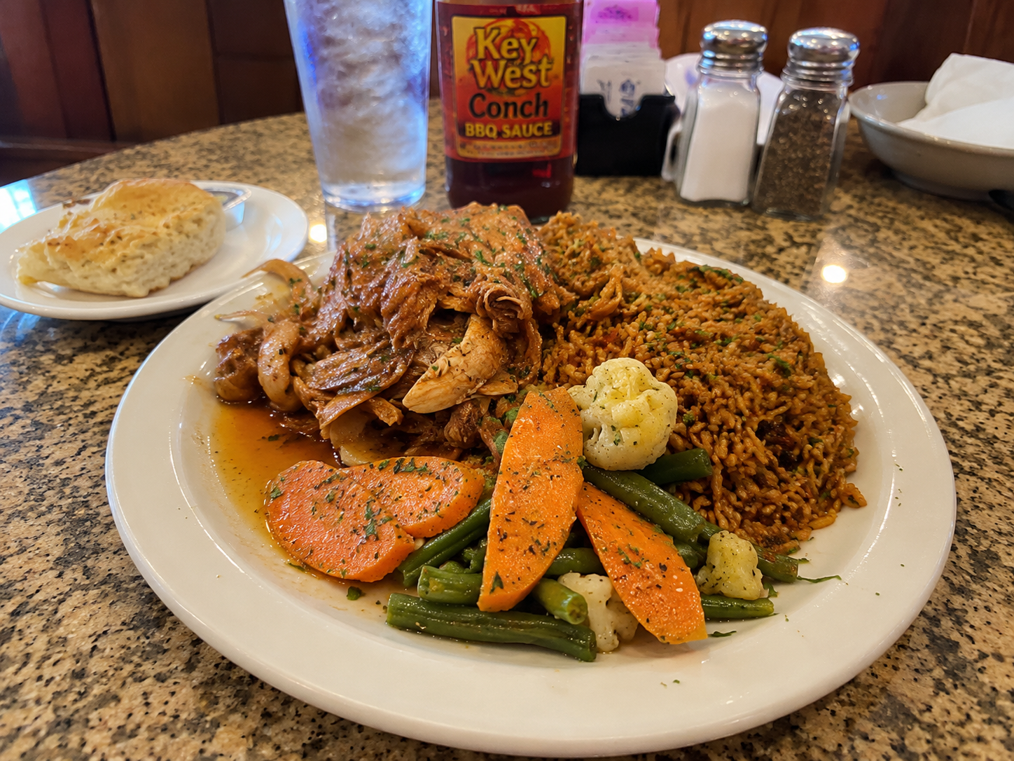 Mo's Restaurant brings Haitian creole flavors to life.