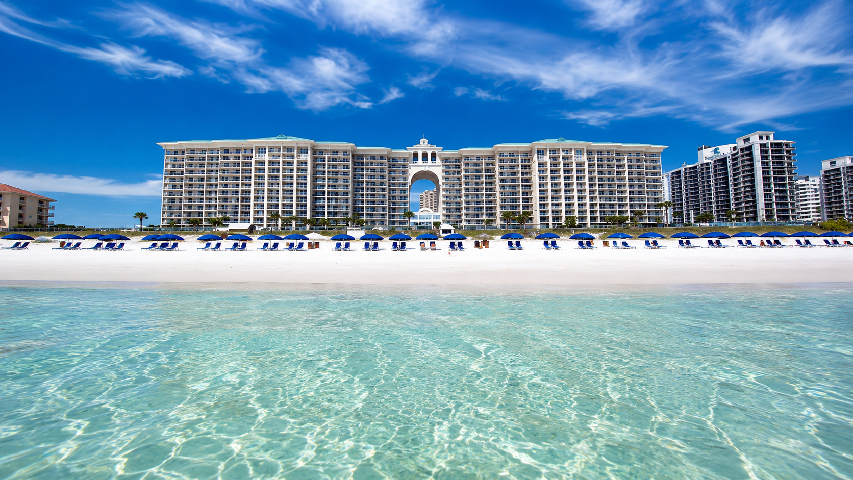 Hotel on the beach in Miramar Beach