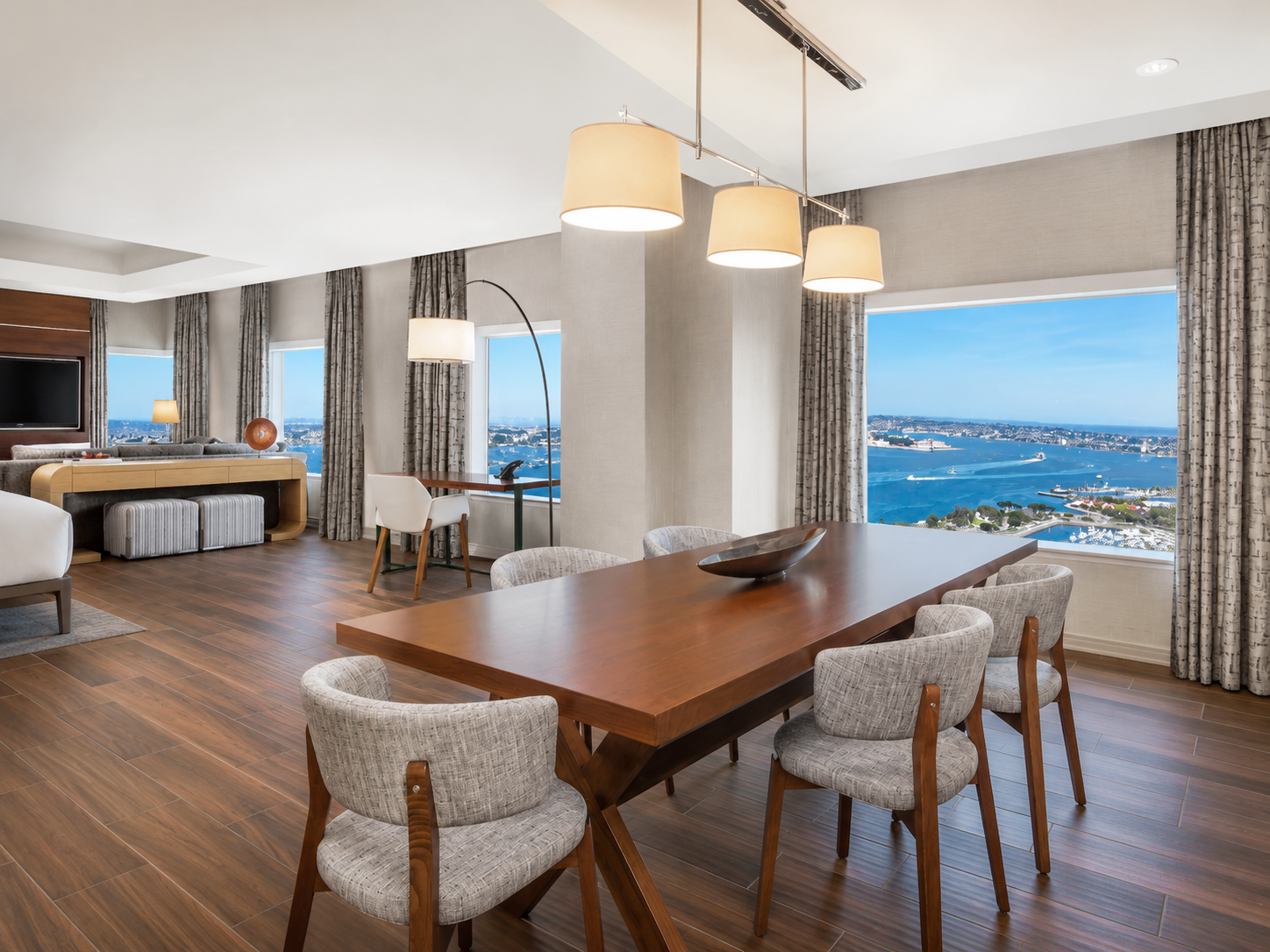 Suite with water view