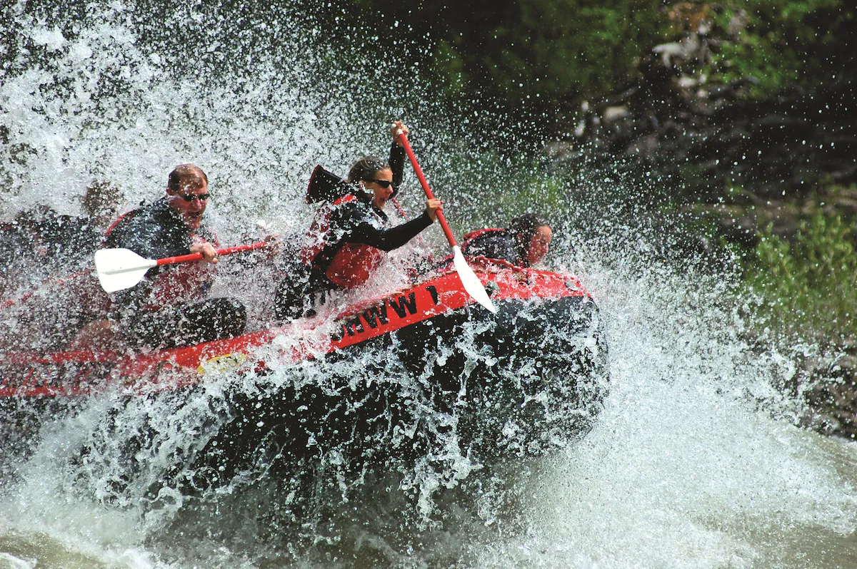 Accept the challenge with whitewater rafting