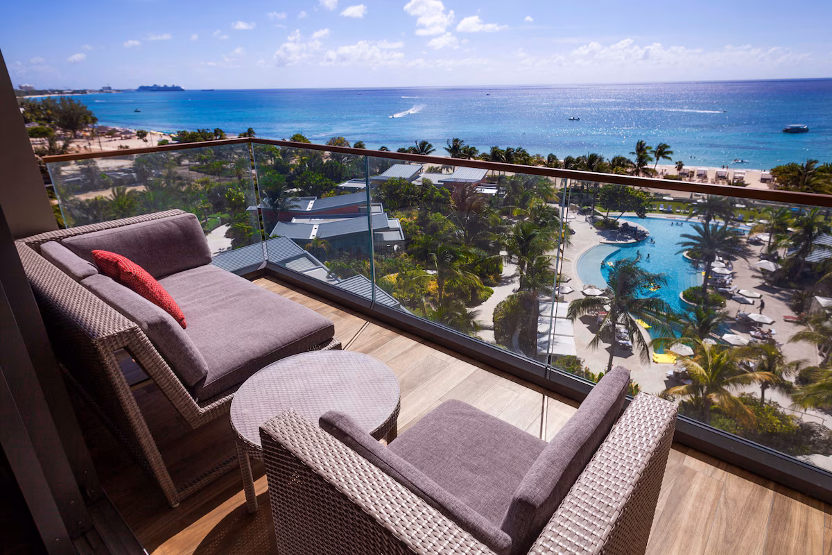 Suite balcony with pool and ocean view