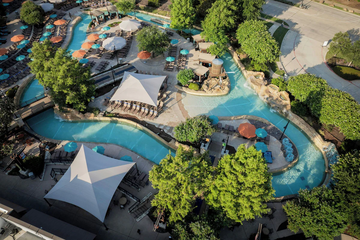 Resort lazy river