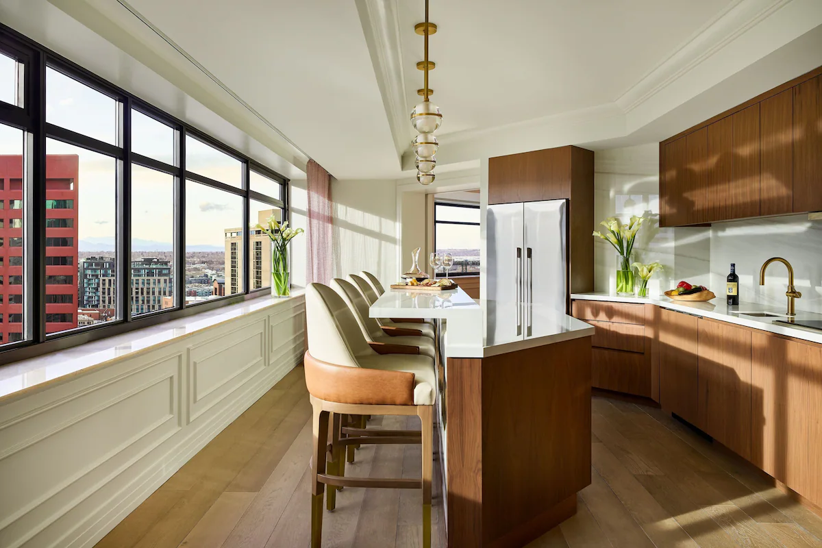 Suite with kitchen