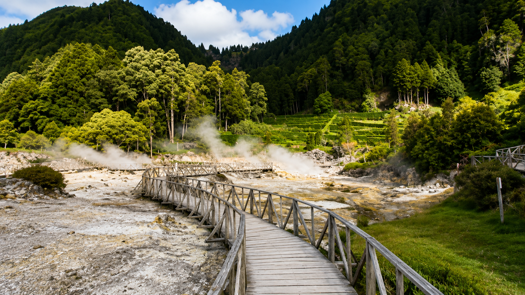 Visit the thermals at Furnas