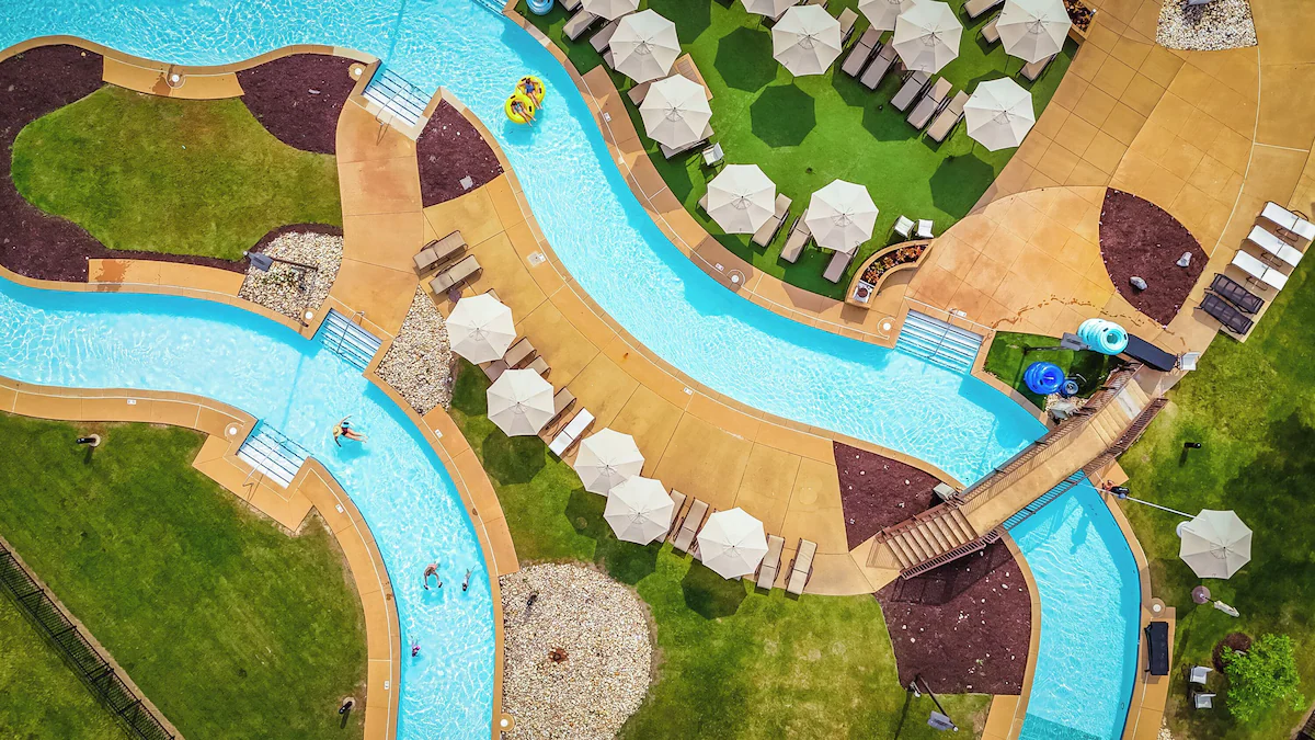 Lazy river