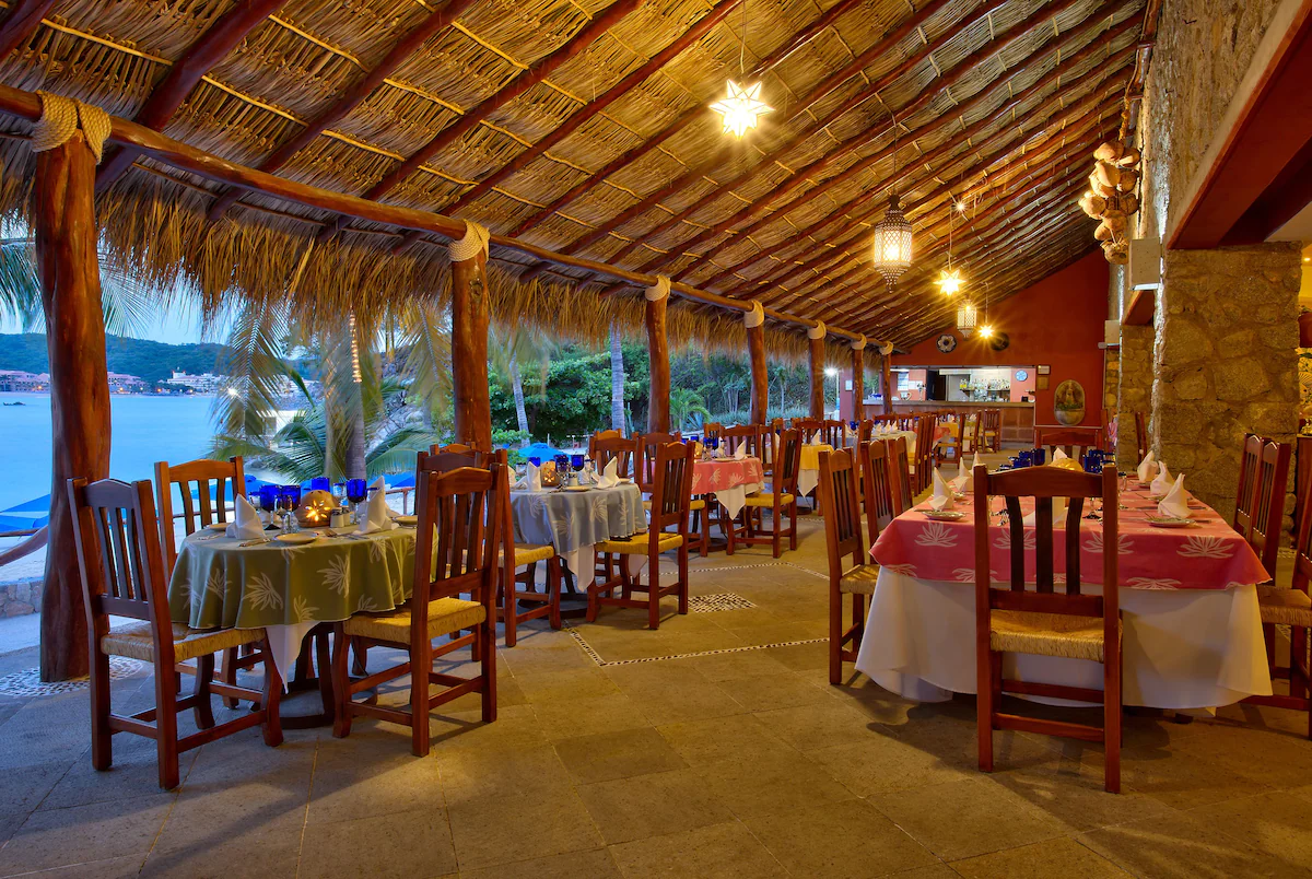 Dinning with an ocean view