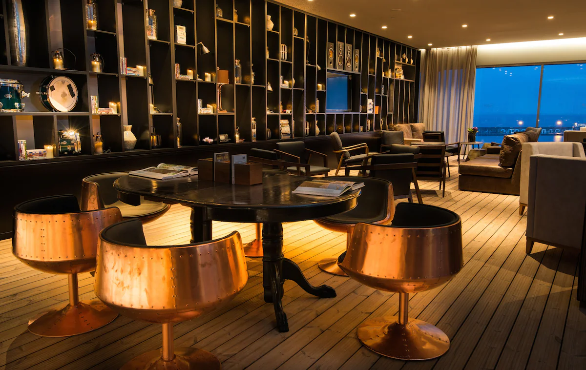 Hotel restaurant