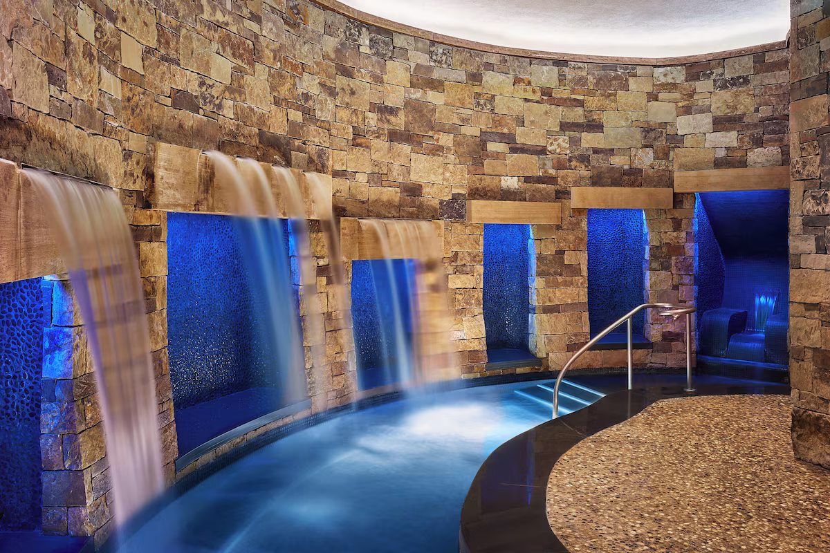 Spa treatment lounge