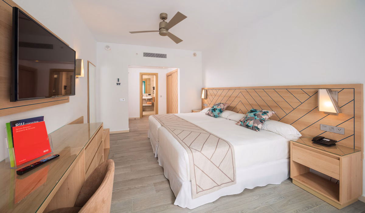 One king suite
