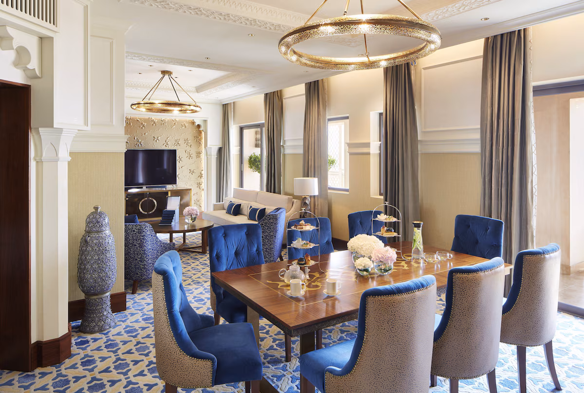 One room suite