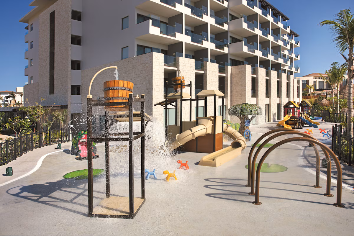 Kids splash pad