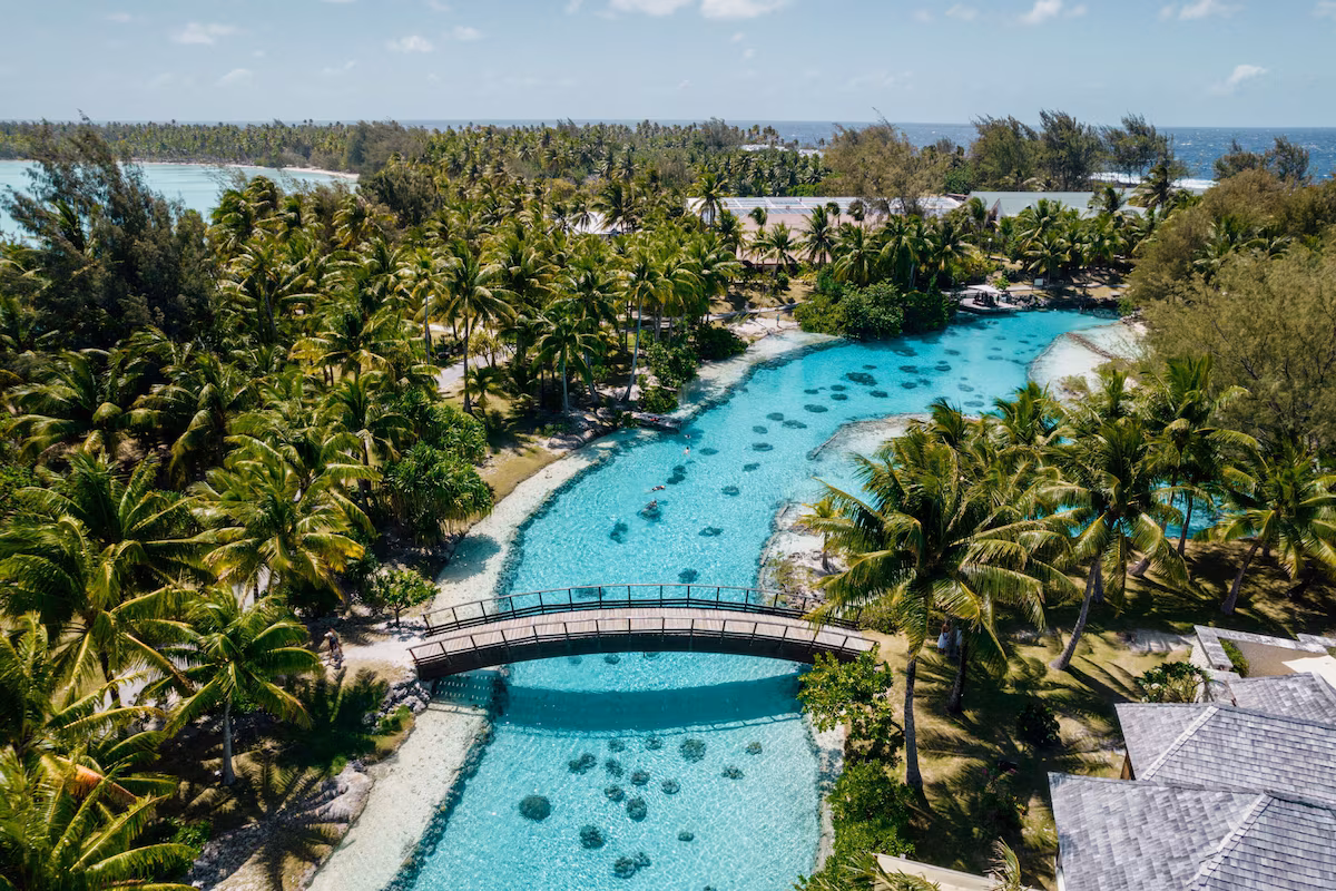 Natural resort lazy river