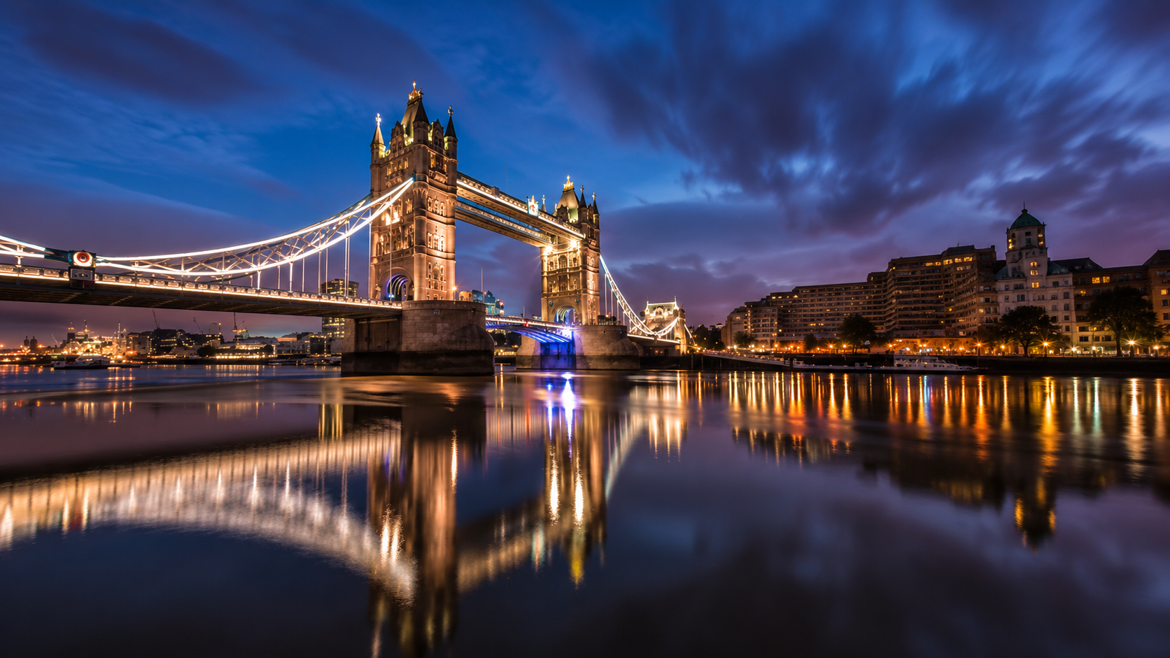 London Bridge at night
