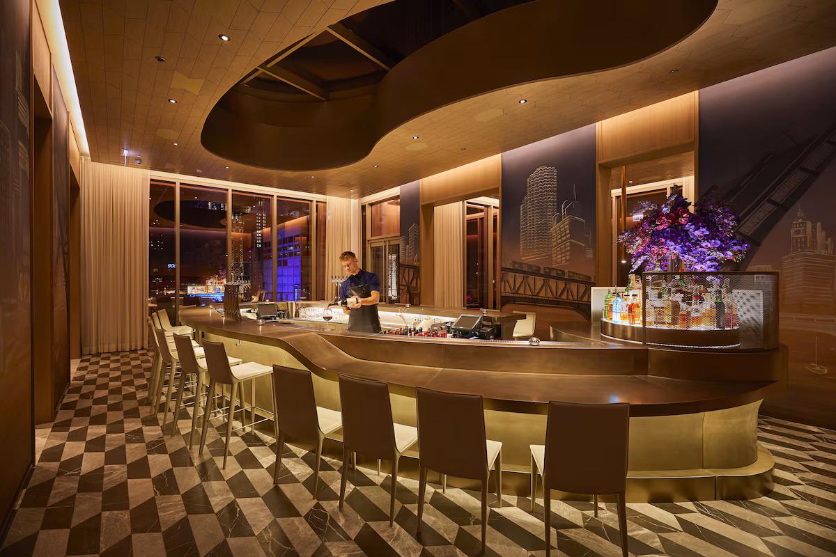 Hotel Bar