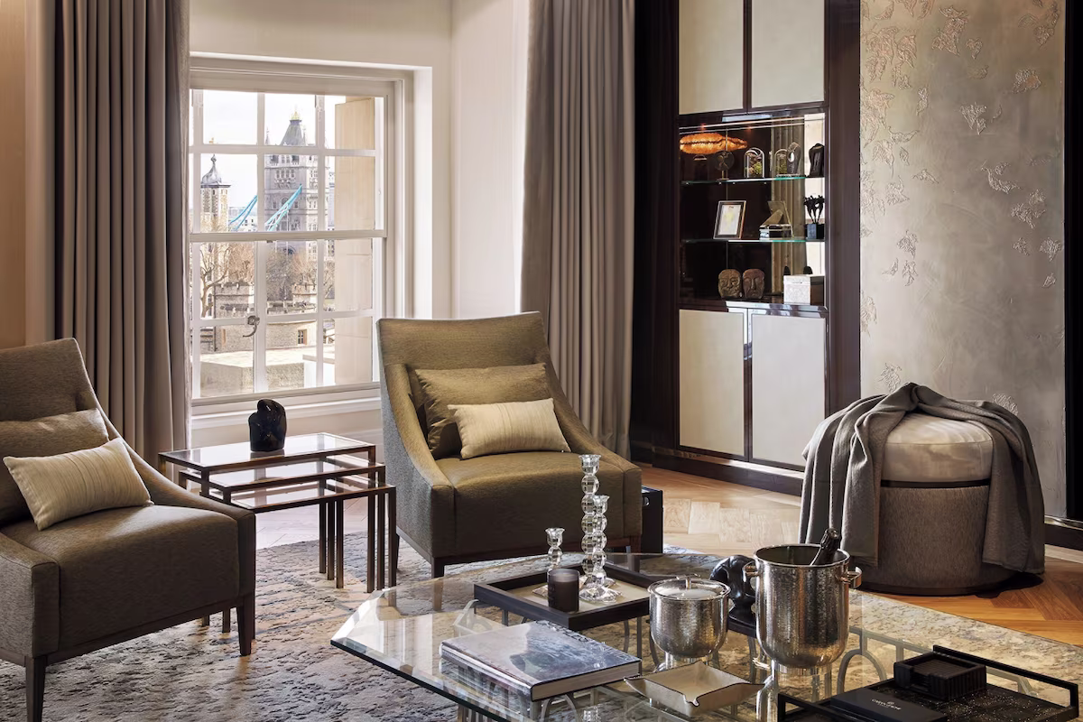 One king suite living room