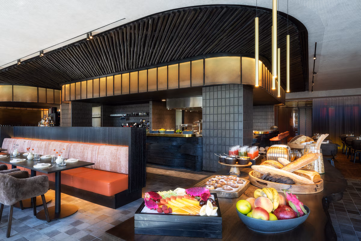 Hotel restaurant