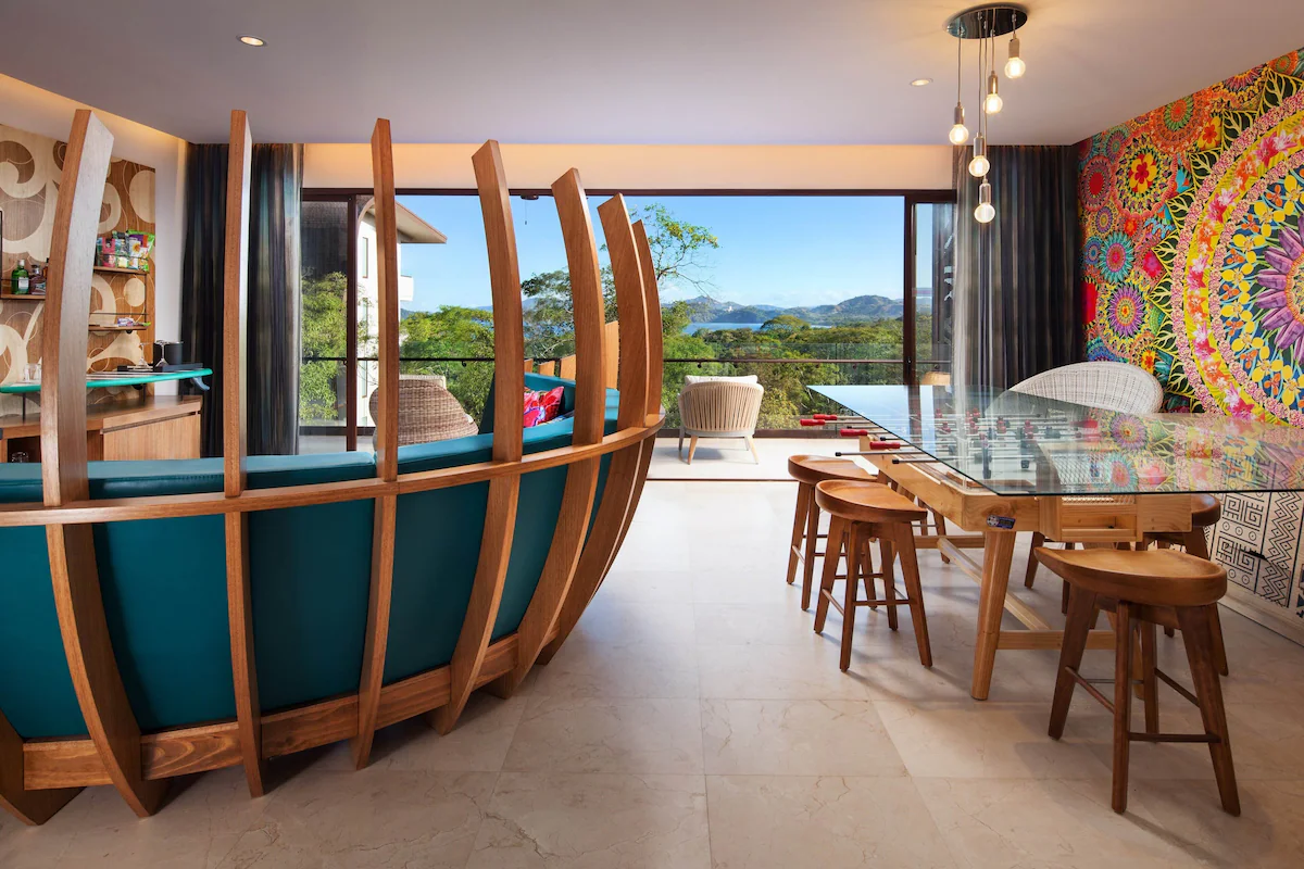 Deluxe suite with jungle view