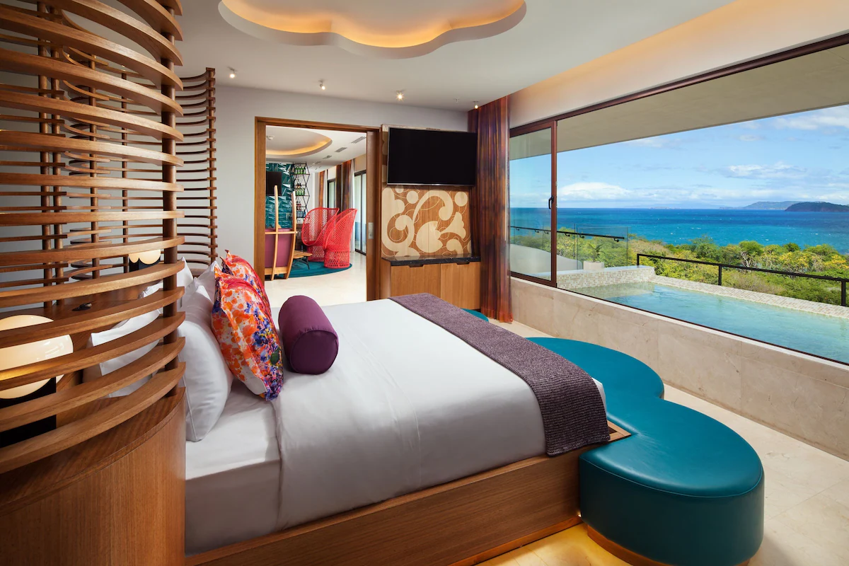 Deluxe suite with private pool
