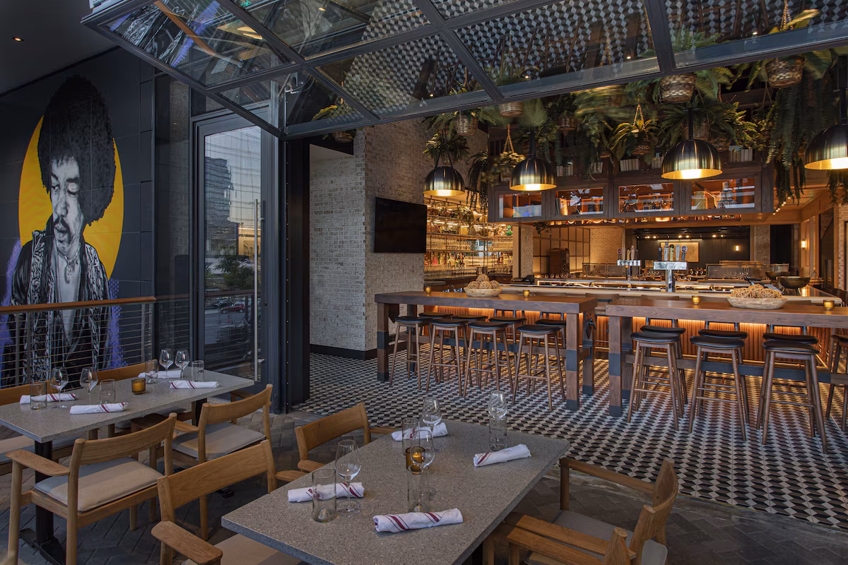 Hotel restaurant