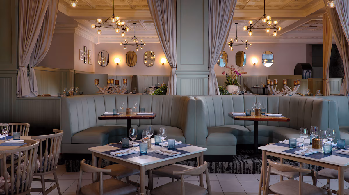 Hotel restaurant