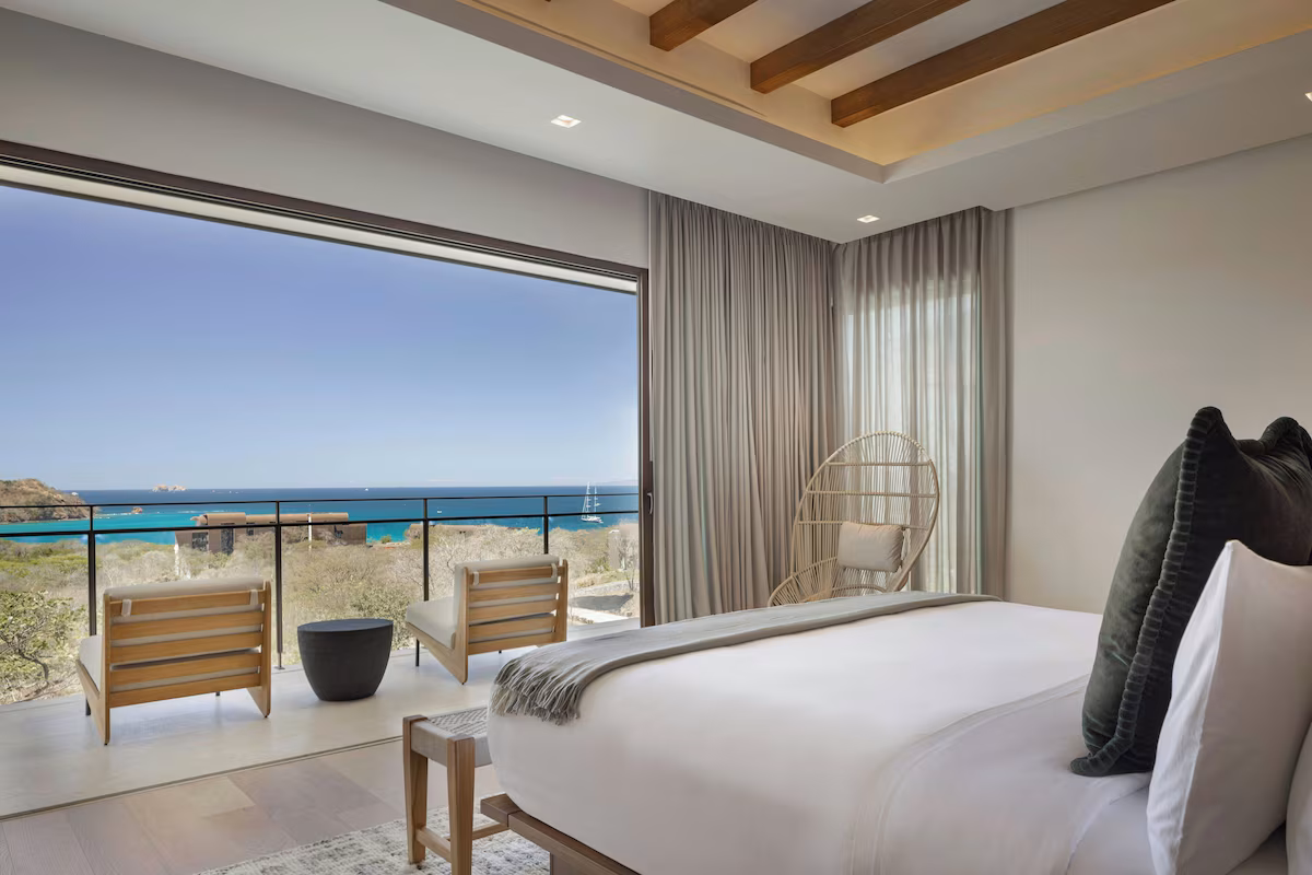 One king room with ocean view