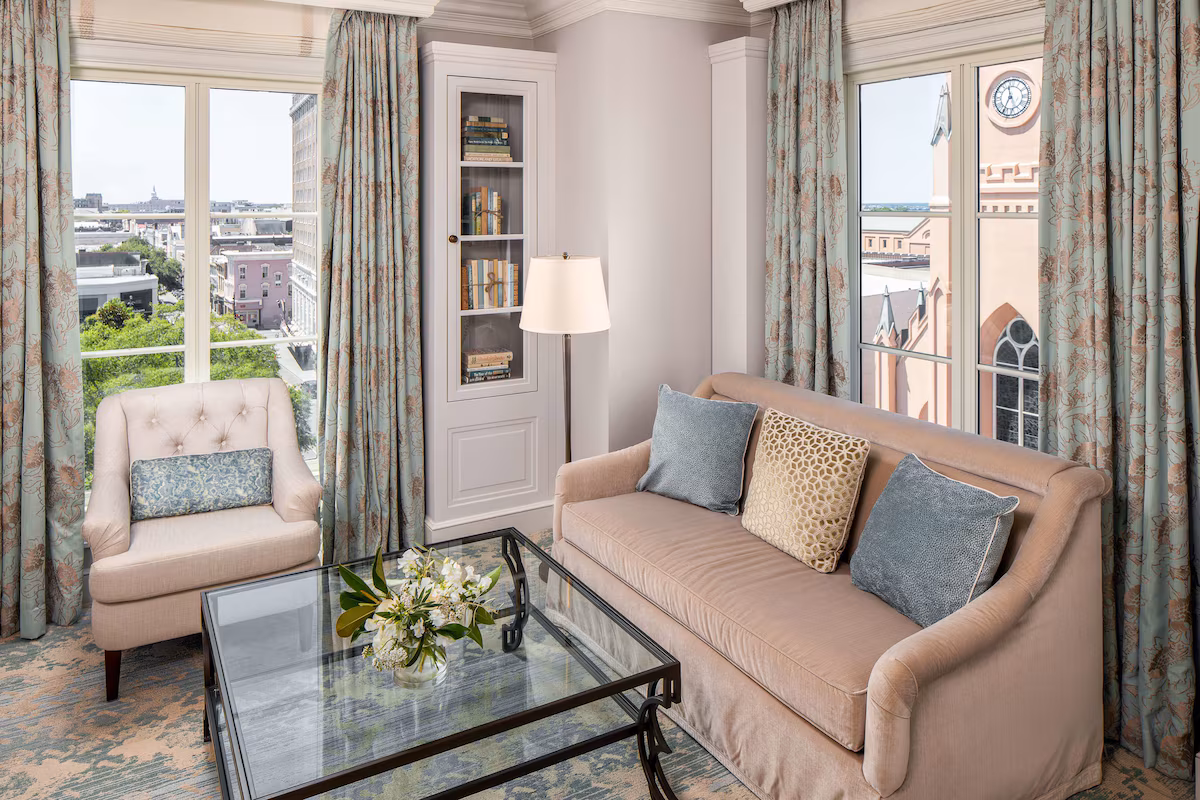 Suite with city view
