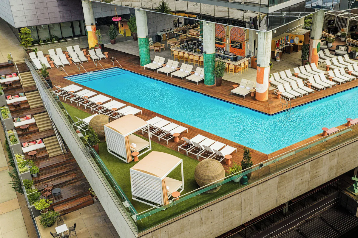 Roof top pool