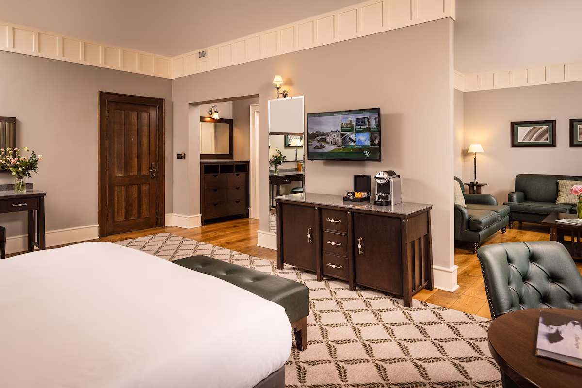 One one suite