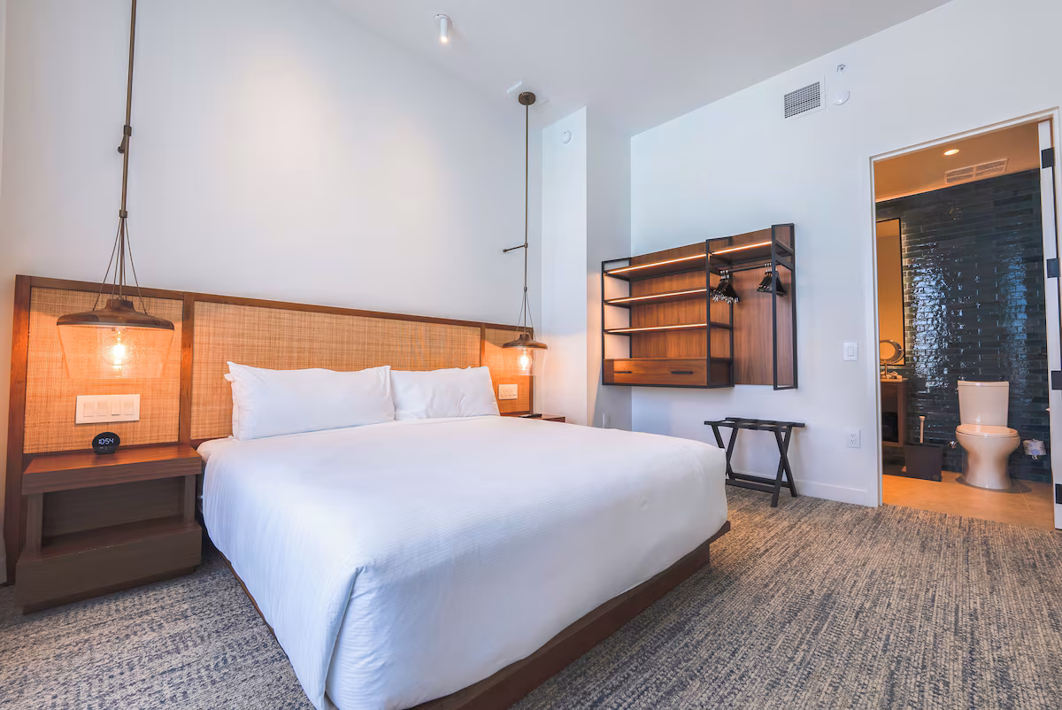 One king room