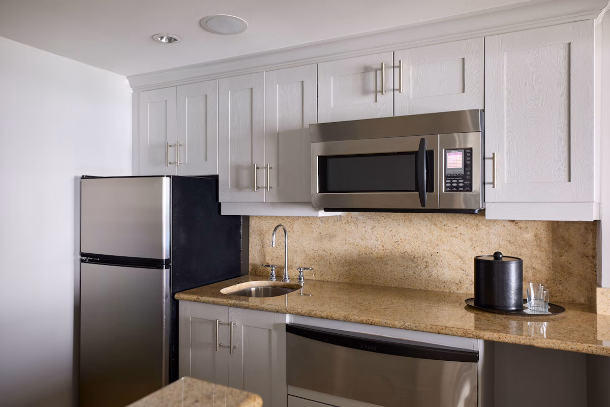 Suite with kitchenette