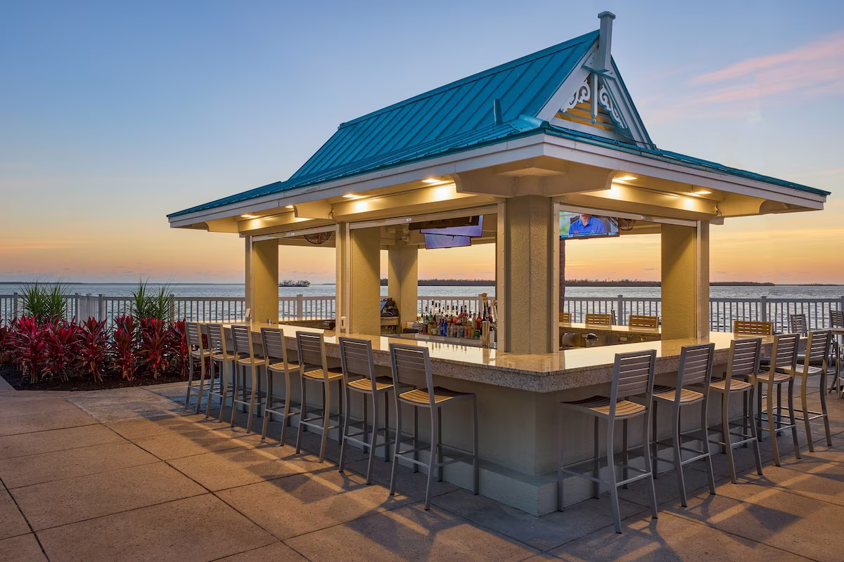 Outside water front bar